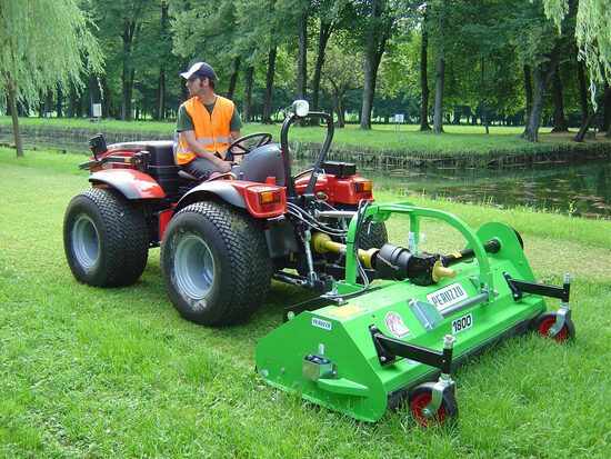 PERUZZO priekšējās un aizmugurējās uzkares mulčeri