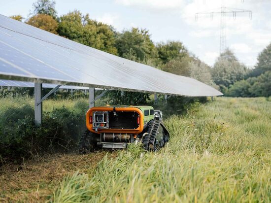 LV250 COMPACT ar autonomās braukšanas funkciju